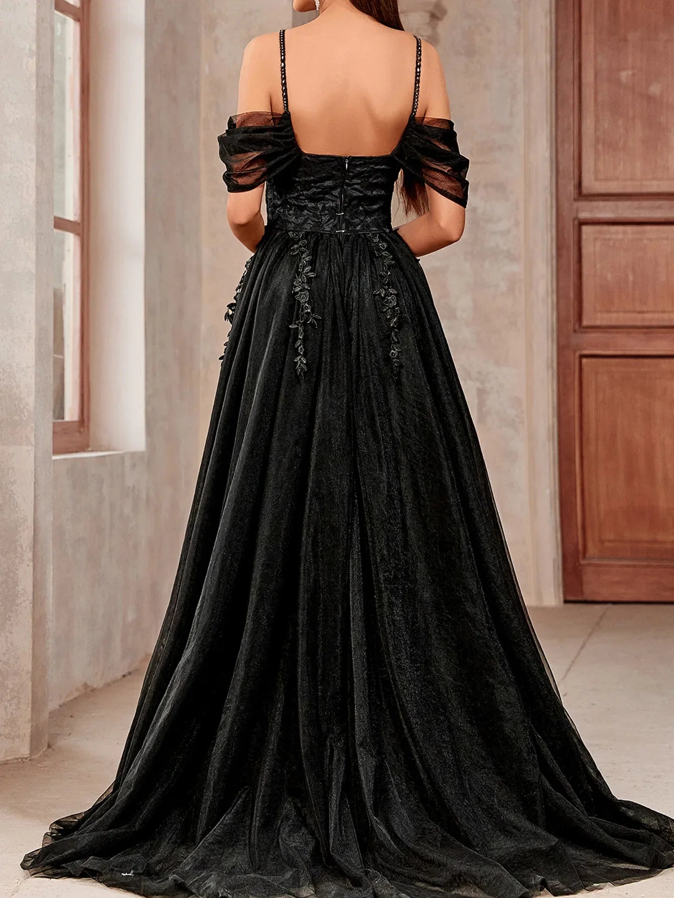 2025 Elegant Wedding Dresses For Women Spaghetti Strap Neck Sleeveless Bride Dress Lace Wedding Dresses For Woman Elegant