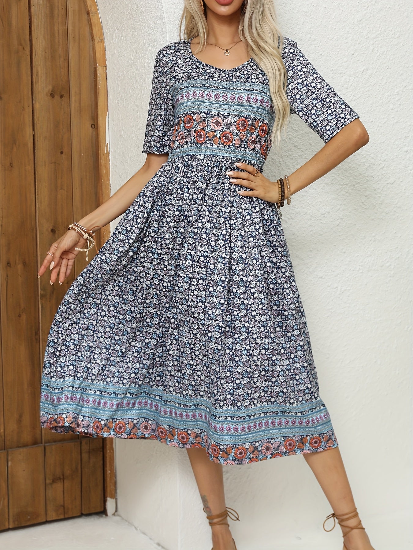 2025 Summer Ladies Casual Bohemian Dress Short Sleeve Crew Neck Pocket Dress Loose Casual Dress Bohemian Beach Dress